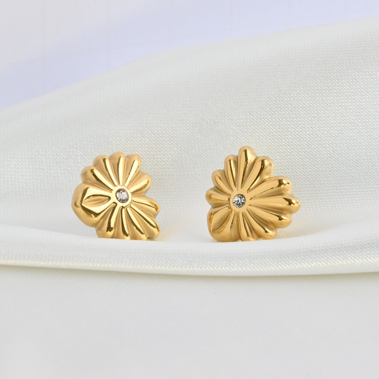 Leonor Earring