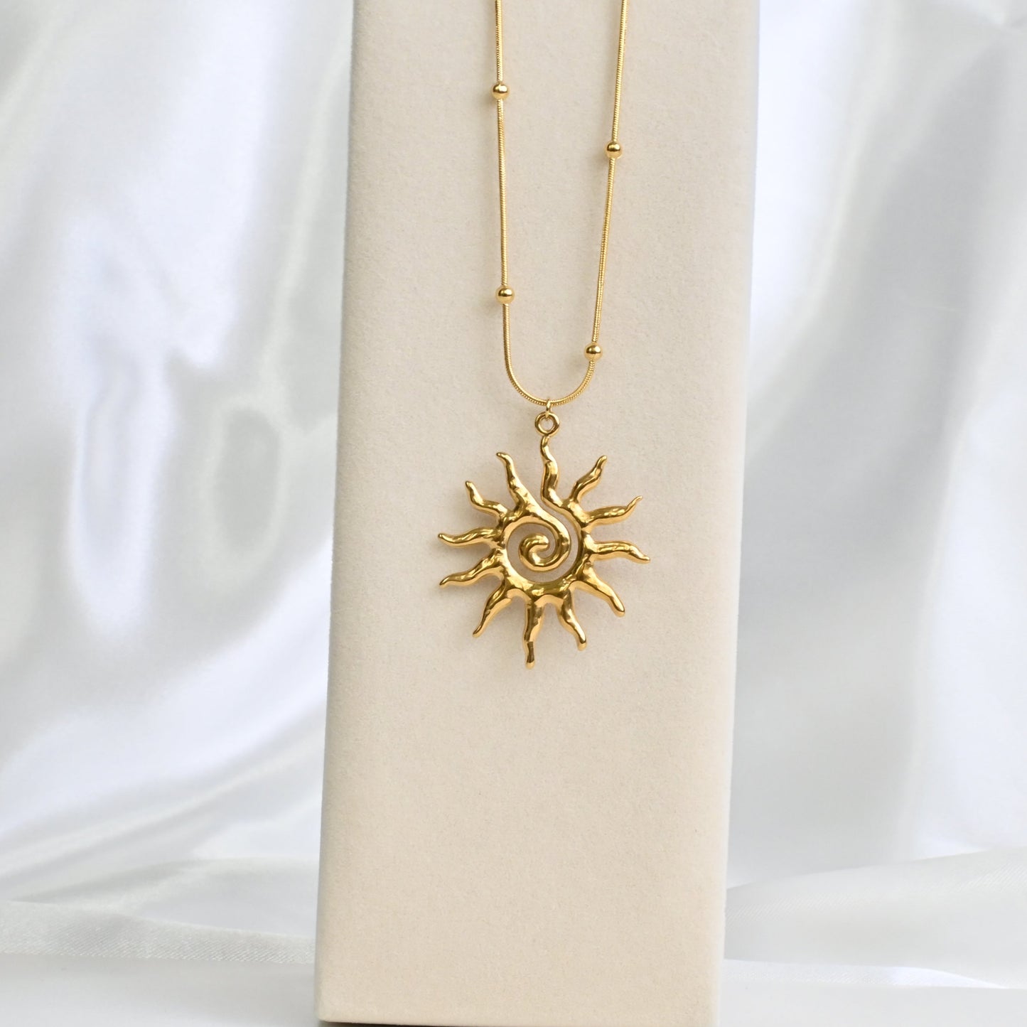I Need Sun Necklace