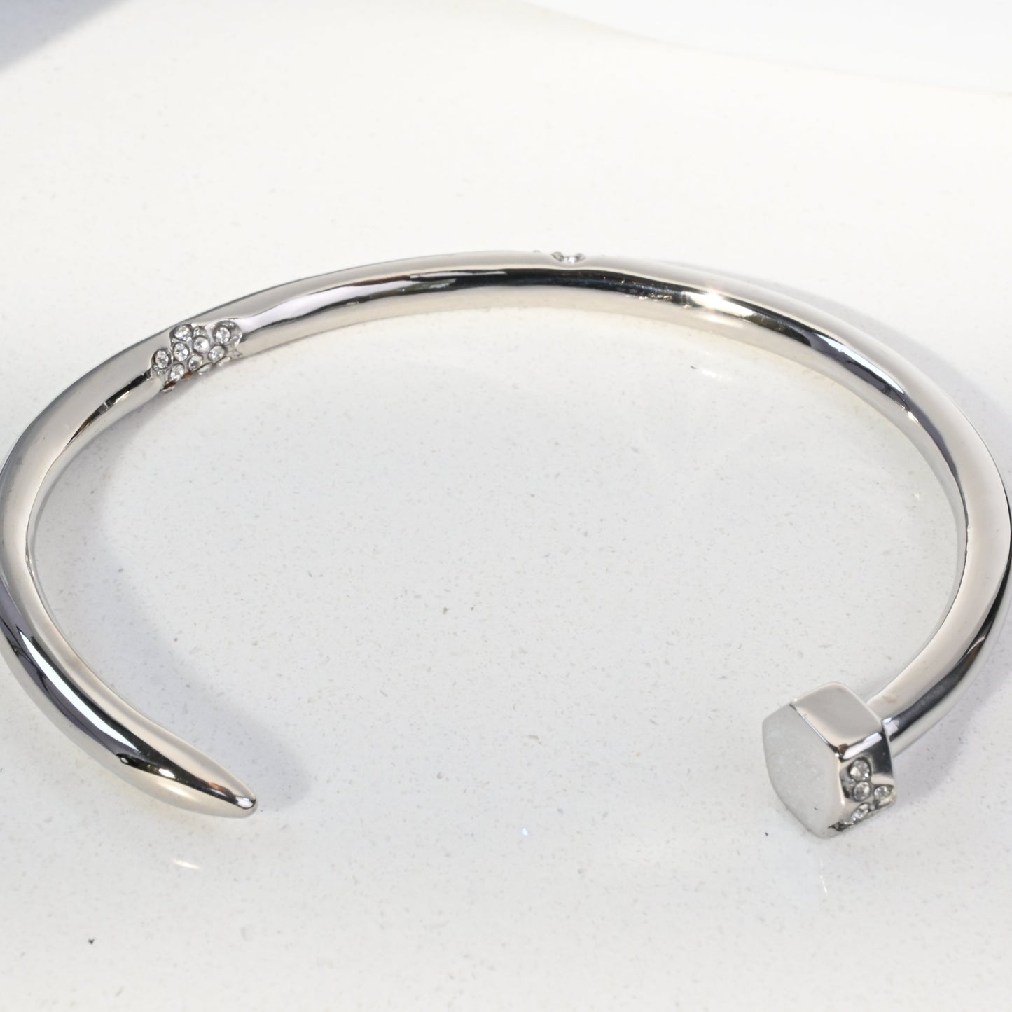 SHINY NAIL BRACELET