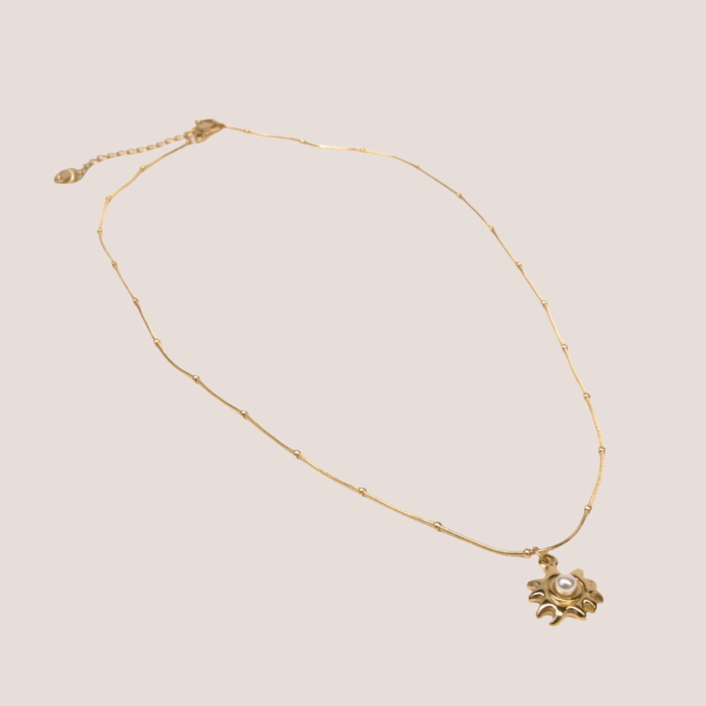 SUN & PEARL NECKLACE
