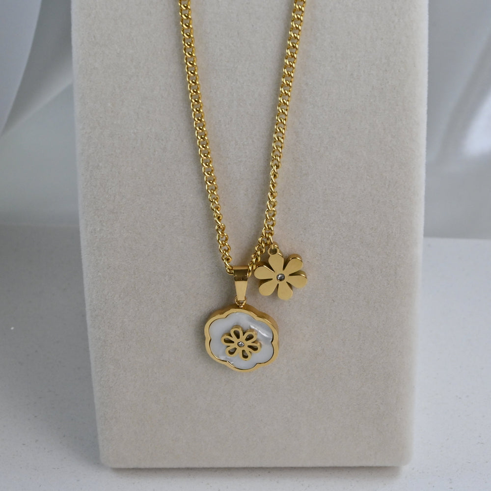 CIARA NECKLACE
