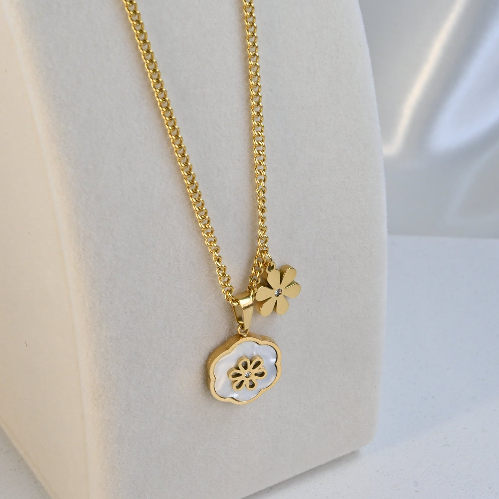 CIARA NECKLACE