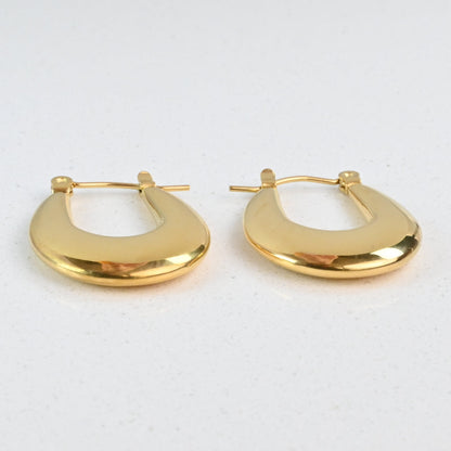 Uma Earring