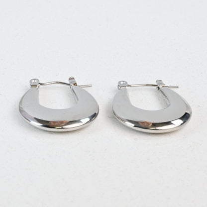 Uma Earring