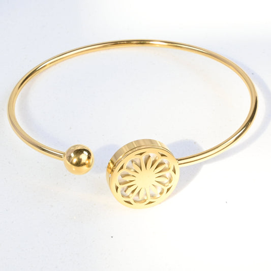 MINIMALIST FLOWER CUFF BANGLE