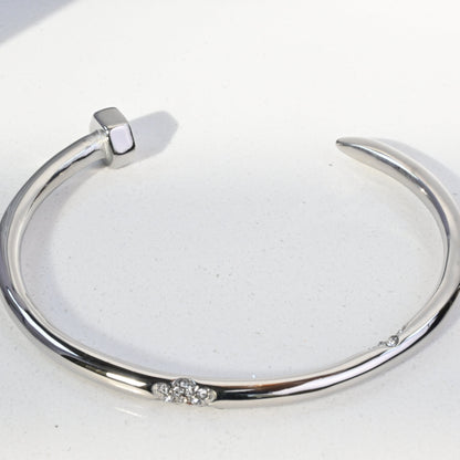 SHINY NAIL BRACELET