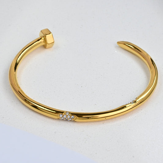 SHINY NAIL BRACELET
