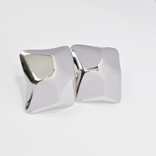 Lara Earring