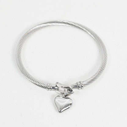 Sweet Heart Bangle