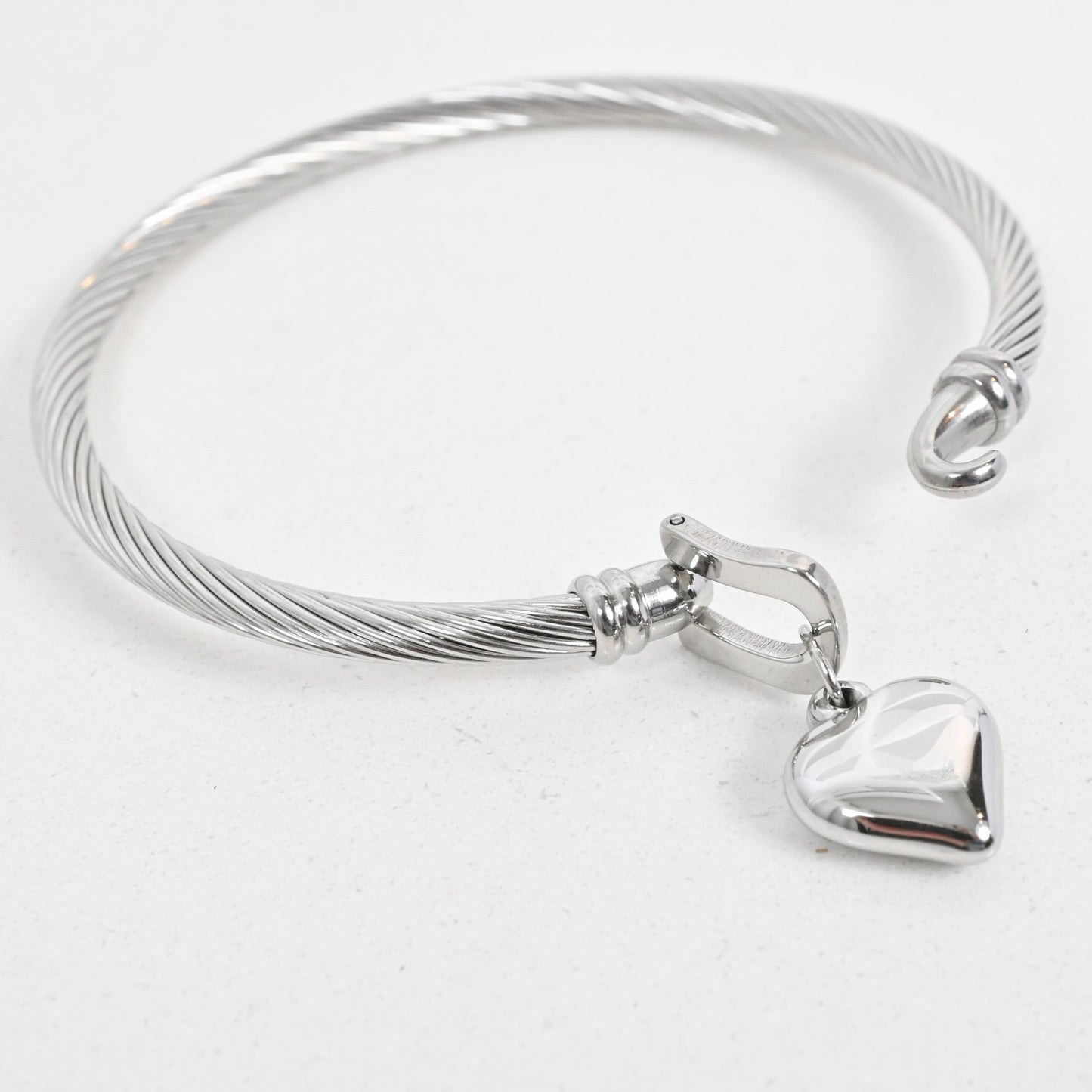 Sweet Heart Bangle
