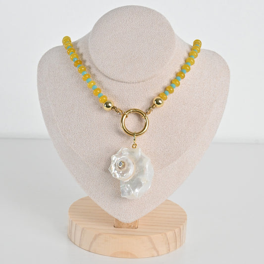 Collar Jade Dorado Isla