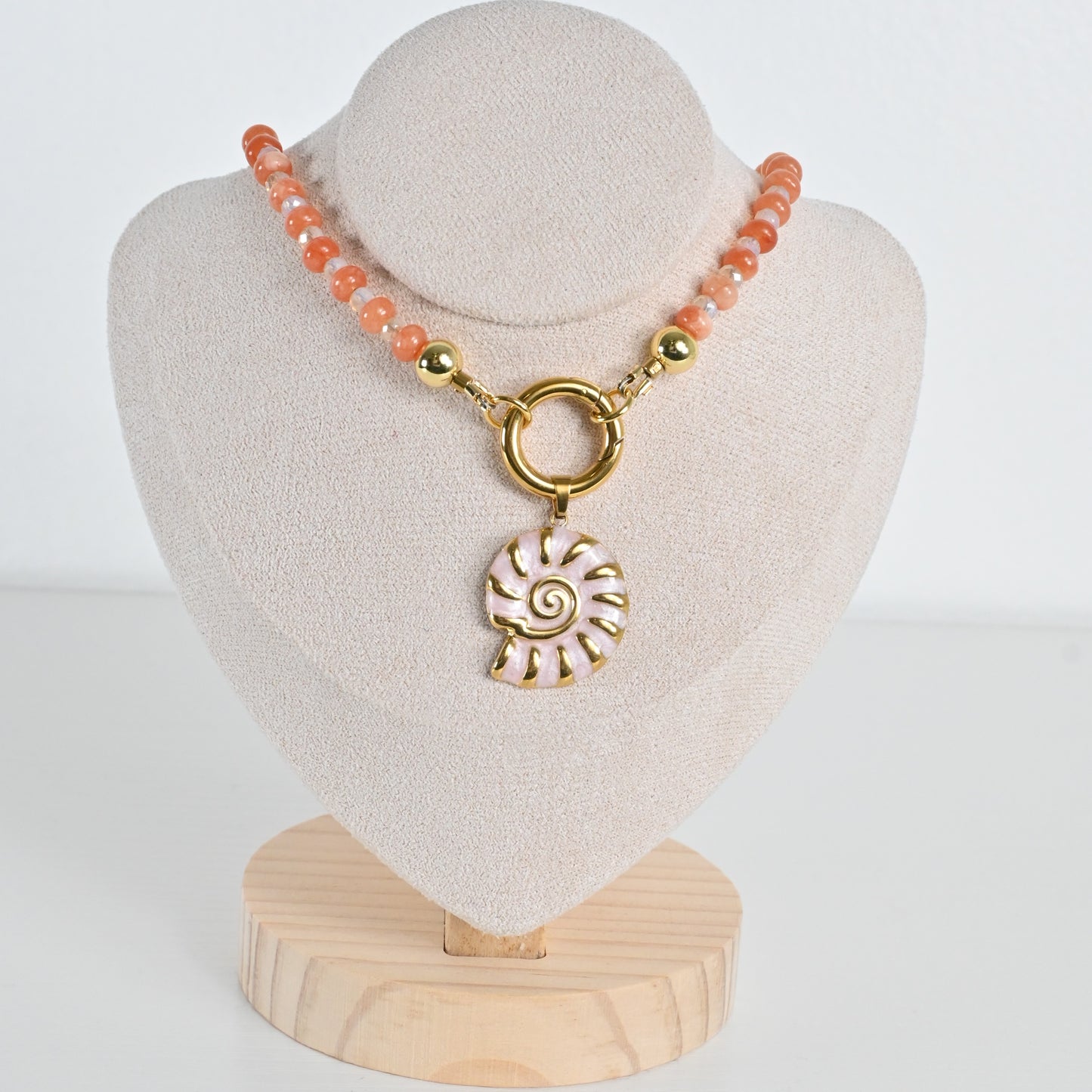 Collar Jade Coral Isla