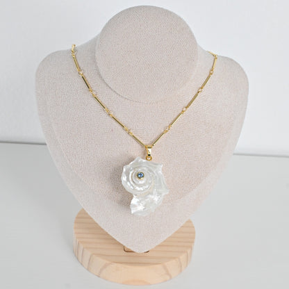 Collar Caracol Dorado Isla