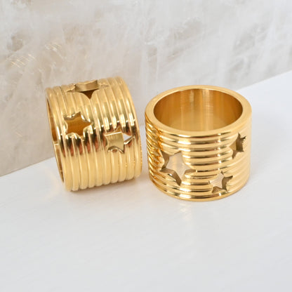 Sortija Celeste | Anillo Band con Estrellas en Titanium Steel 18K Gold Plated