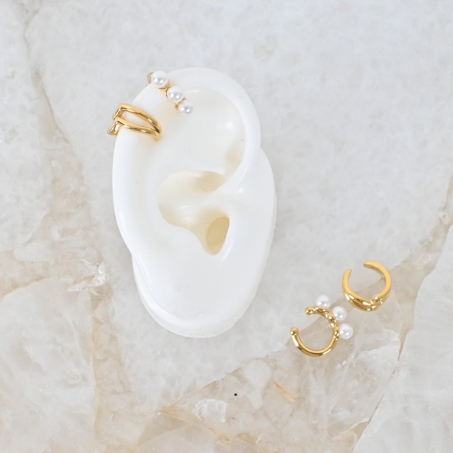 Set de Ear Cuff Elena | Ear Cuff Dorados en Stainless Steel 18K Gold Plated