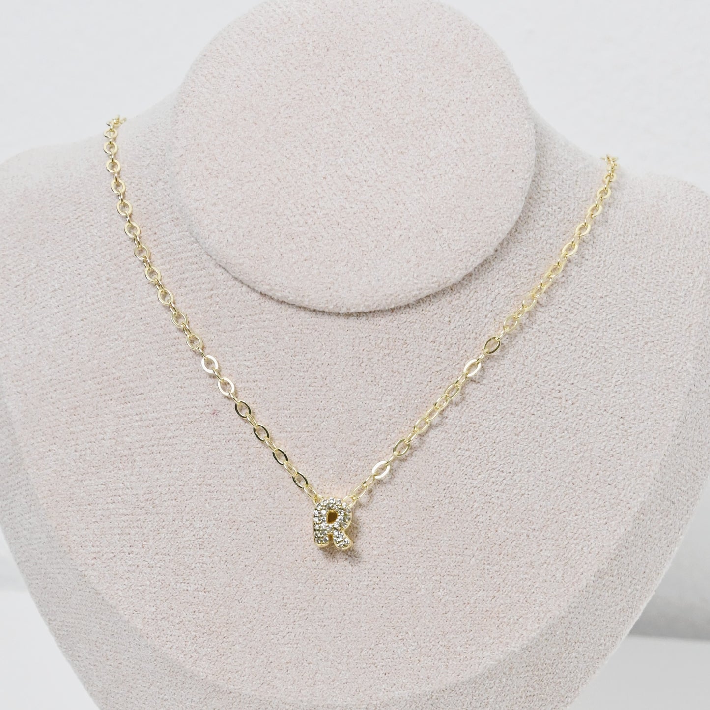 Mini Letter | Cadena Minimalista Personalizada con Inicial enchapada en Oro