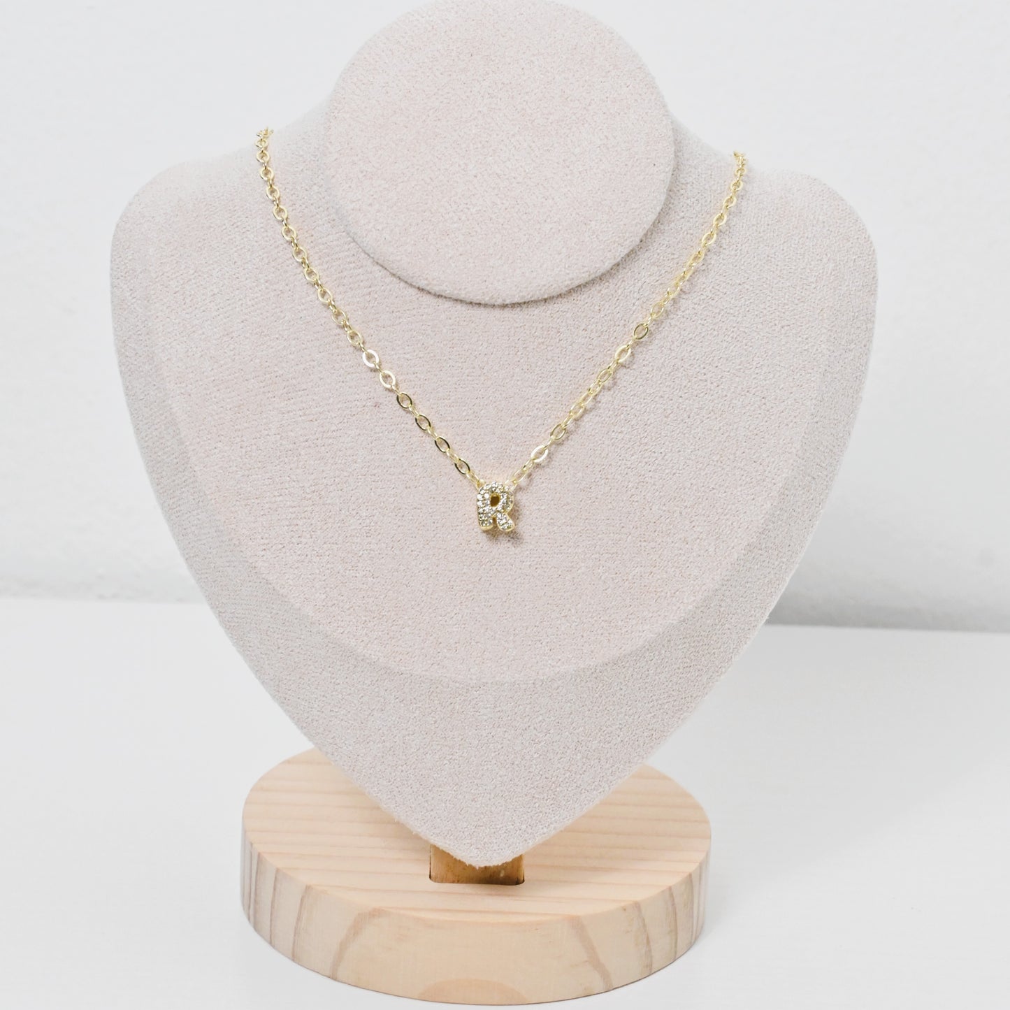 Mini Letter | Cadena Minimalista Personalizada con Inicial enchapada en Oro